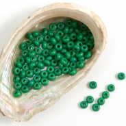 10/0 Czech Glass Seed Beads Preciosa 20g Malachite Green
