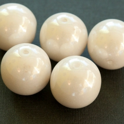 Czech Glass Round Beads 14 mm White Luster Pearl 4 pcs